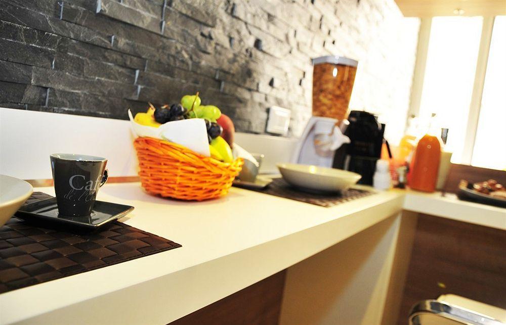 Living Acomodação com café da manhã Roma Exterior foto